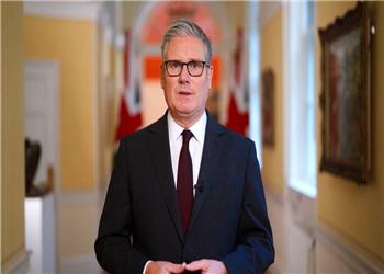 نخستوزیر انگلیس کناره گیری می کند؟