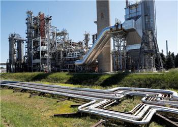 آزادسازی حدود 1.8 میلیون بشکه نفت از ذخیرهسازیهای راهبردی مجارستان