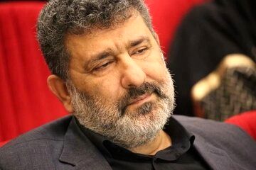 مداح معروف:  پزشکیان دل پاکی دارد/ تضعیف مسئولان در دوران آتش‌بس روا نیست، ولی تذکر را باید داد