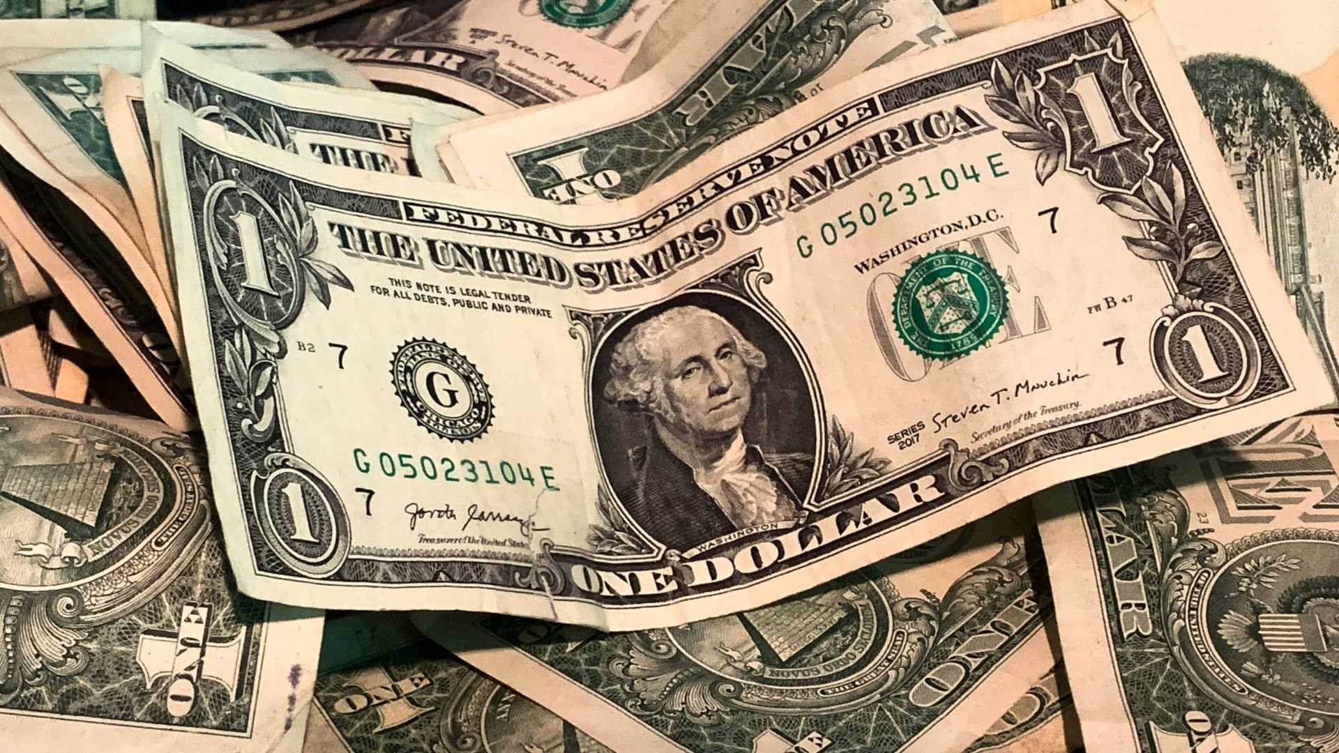 قیمت دلار، یورو، درهم، لیر و پوند در بازار امروز پنجشنبه ۲۰ شهریور ۱۴۰۴ + جدول