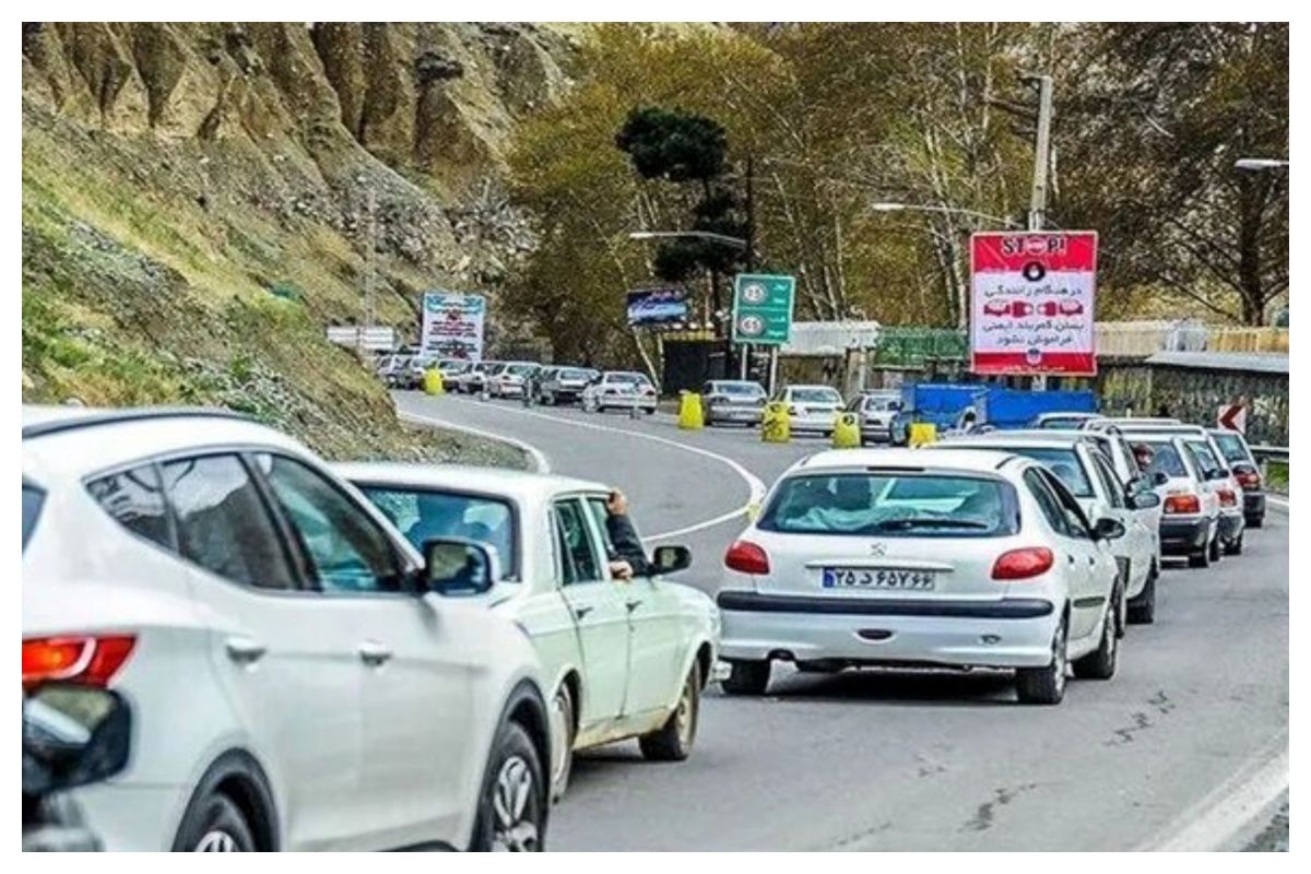 اعلام آخرین وضعیت ترافیکی محورهای مازندران/ جاده چالوس و آزادراه تهران-شمال یک طرفه شد