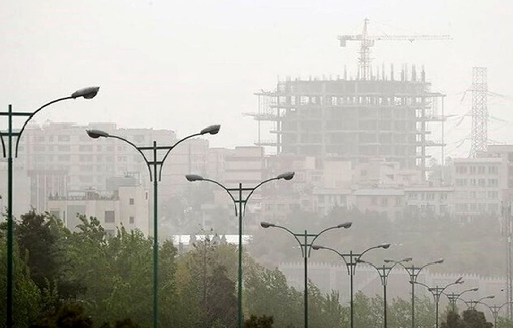 هوای مشهد با شاخص ۲۵۱ در وضعیت بسیار ناسالم است