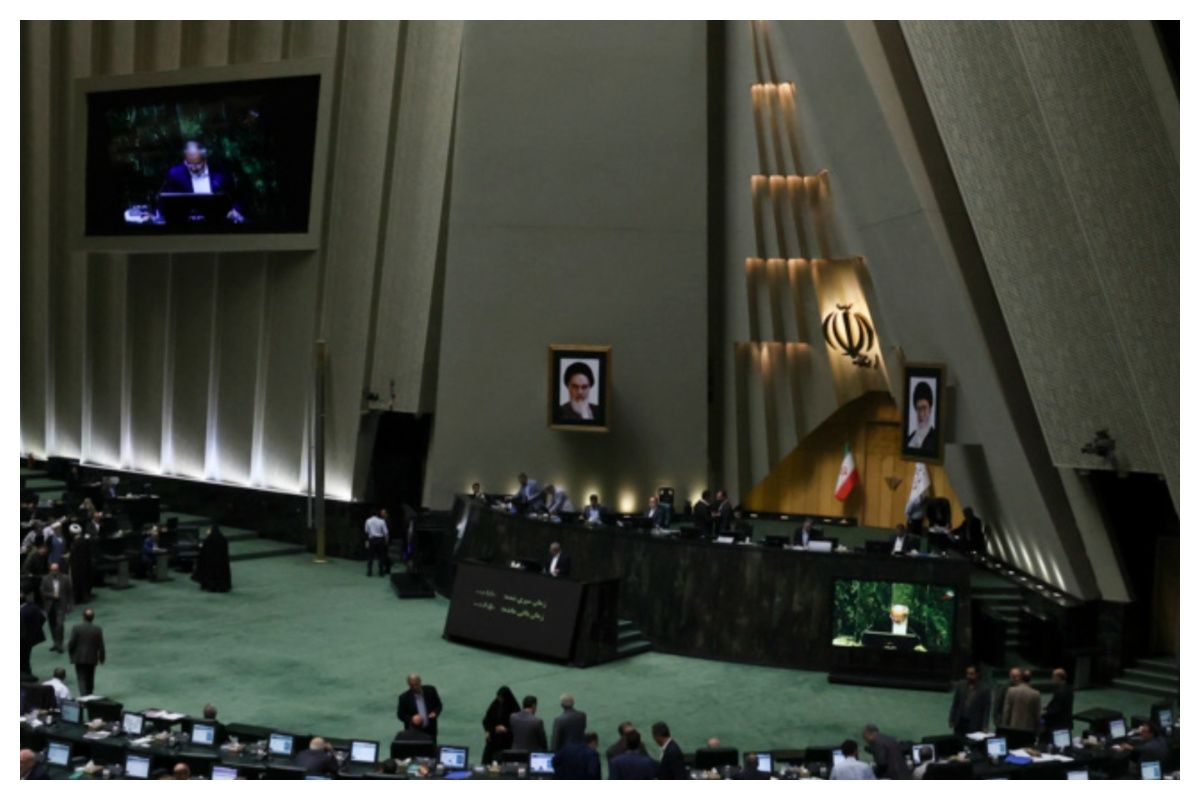 گزارش نهایی بررسی عملکرد یکساله برنامه هفتم ۱۹ و ۲۰ آبان در صحن مجلس قرائت می‌شود