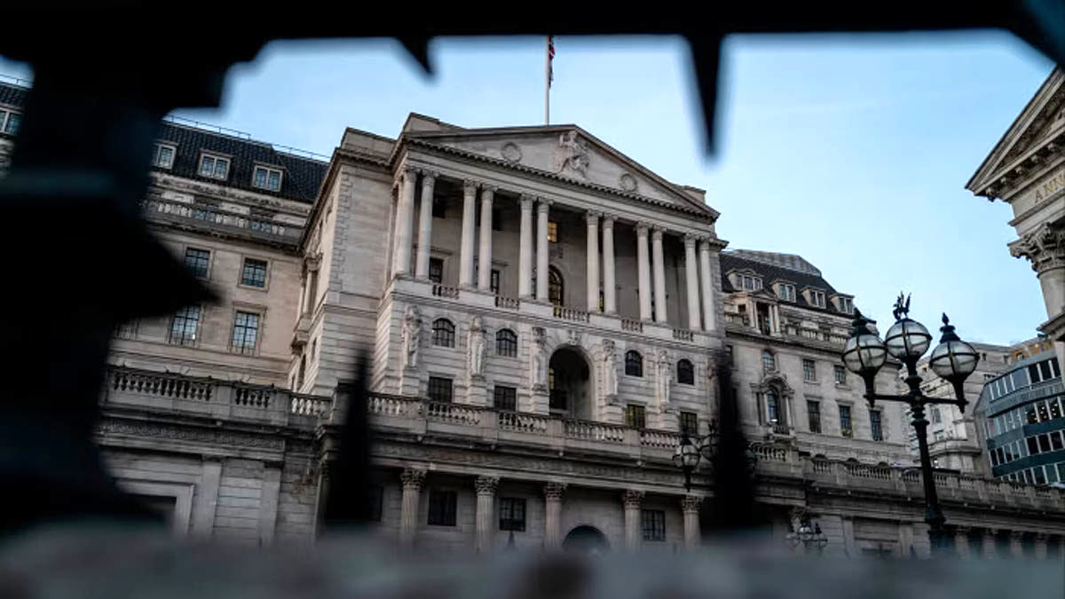 دوراهی پولی در بریتانیا