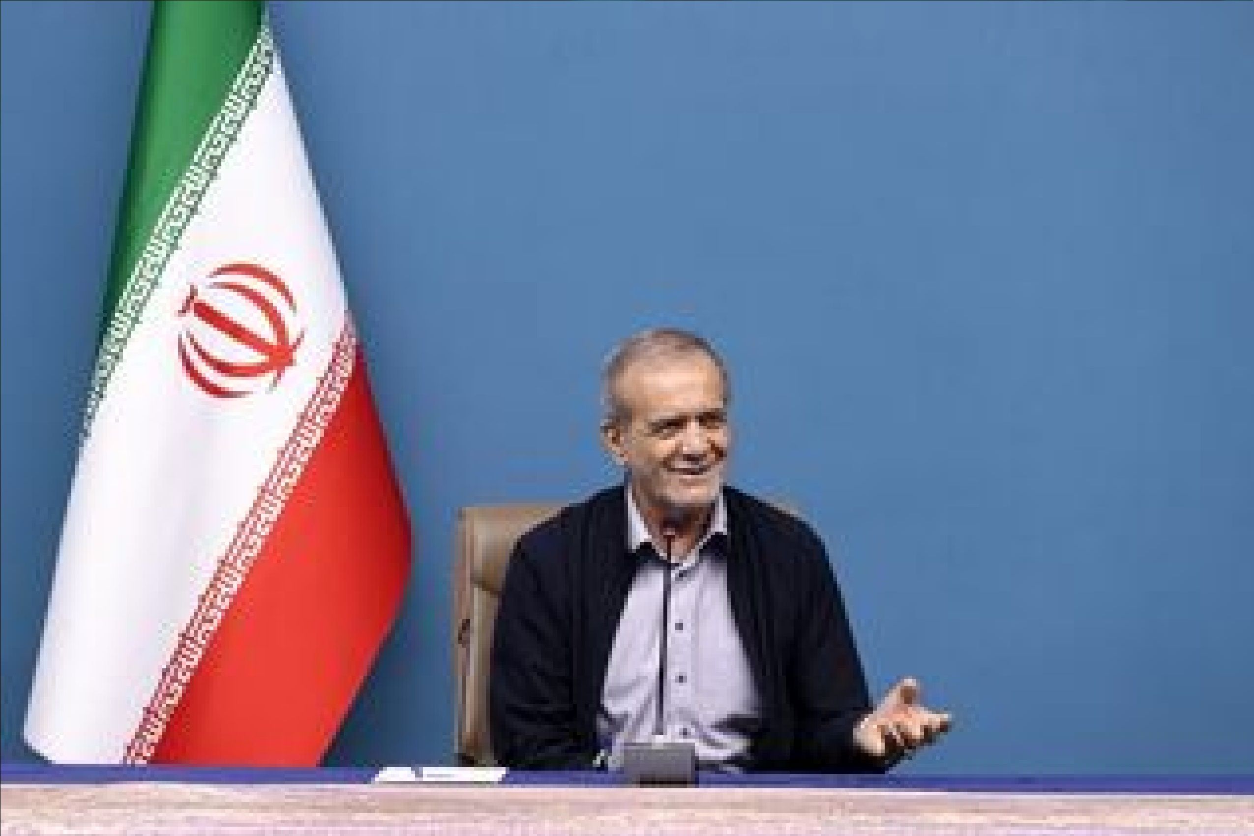 دولت را کوچک می‌کنیم