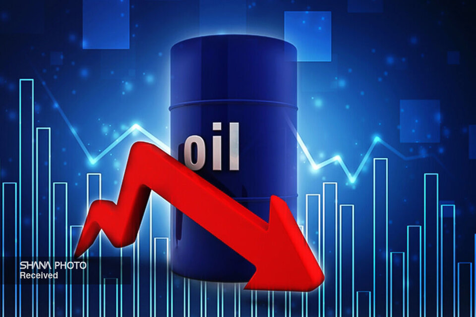 سایه مازاد عرضه بر بازار سنگینی می‌کند