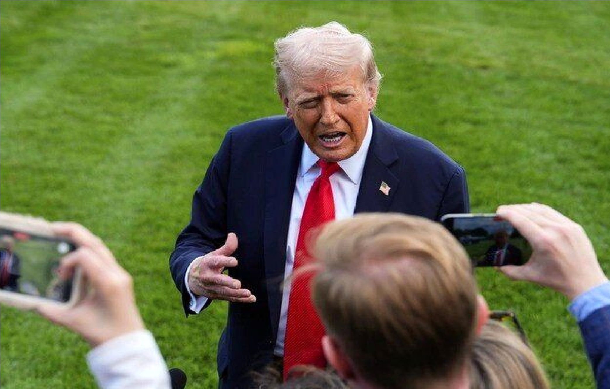 ترامپ در ورزشگاه آمریکا هو شد + فیلم