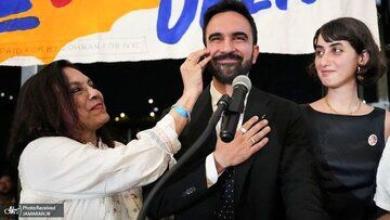 هشدار روزنامه اطلاعات به خوشحالی سیاسیون از انتخاب زهران ممدانی/ با توجه به رفتار همسرش از هرگونه ابراز احساسات خودداری کنید