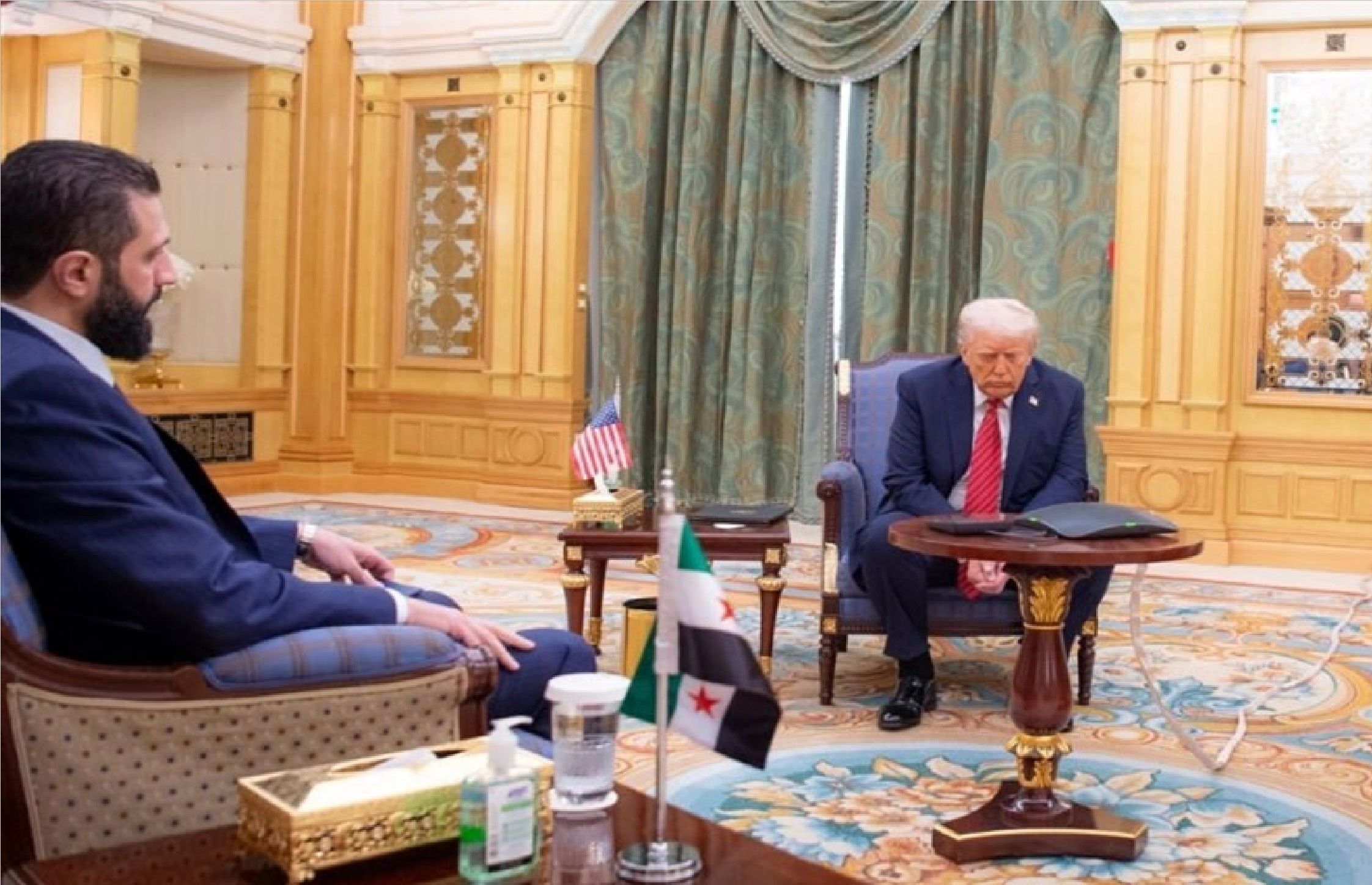 تمجید ترامپ از الجولانی/ با او کنار می‌آیم+ فیلم