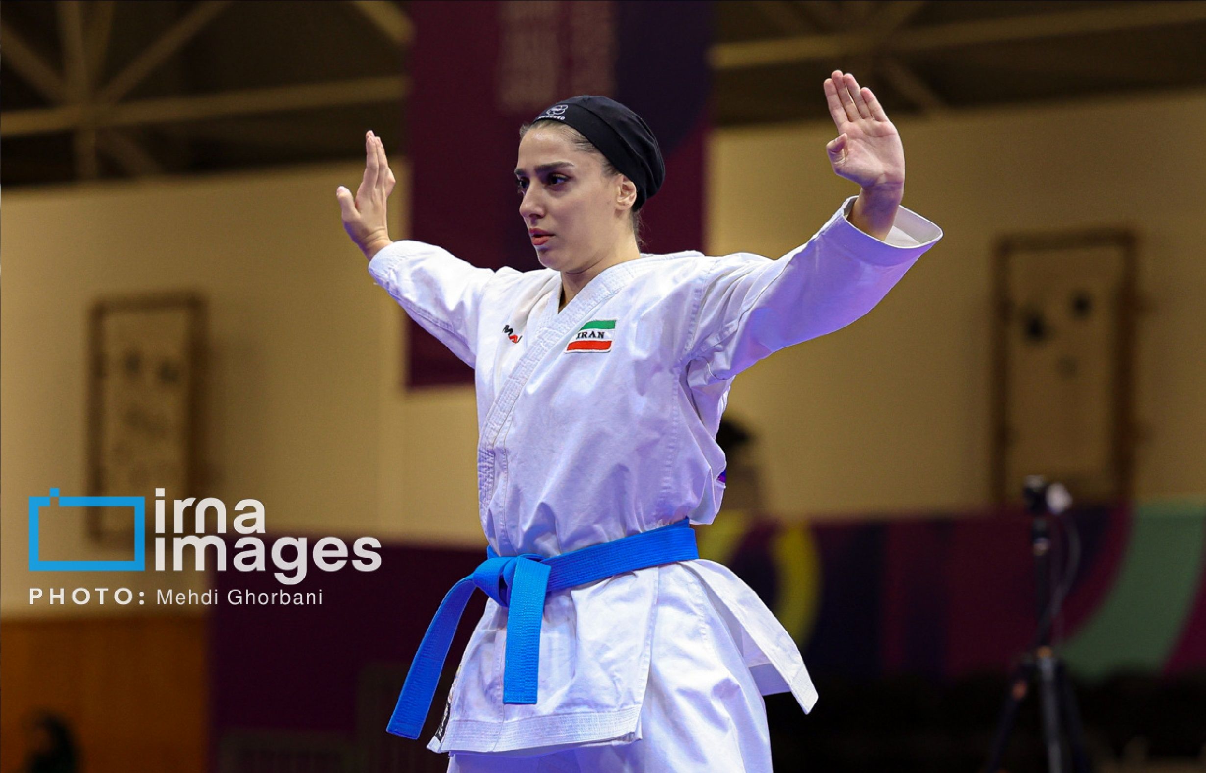بانوی ایران جبران مافات کرد/ فاطمه صادقی در کاراته طلایی شد