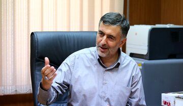 دعوای توئیتری گنجی و ابطحی بر سر مهدی نصیری / گنجی: قضیه را اصلاح‌طلب و اصولگرا نکنید که می‌بازید