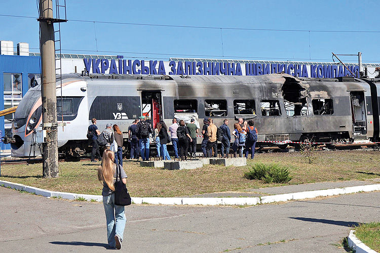 خسارت ریلی یک‌میلیارد دلاری