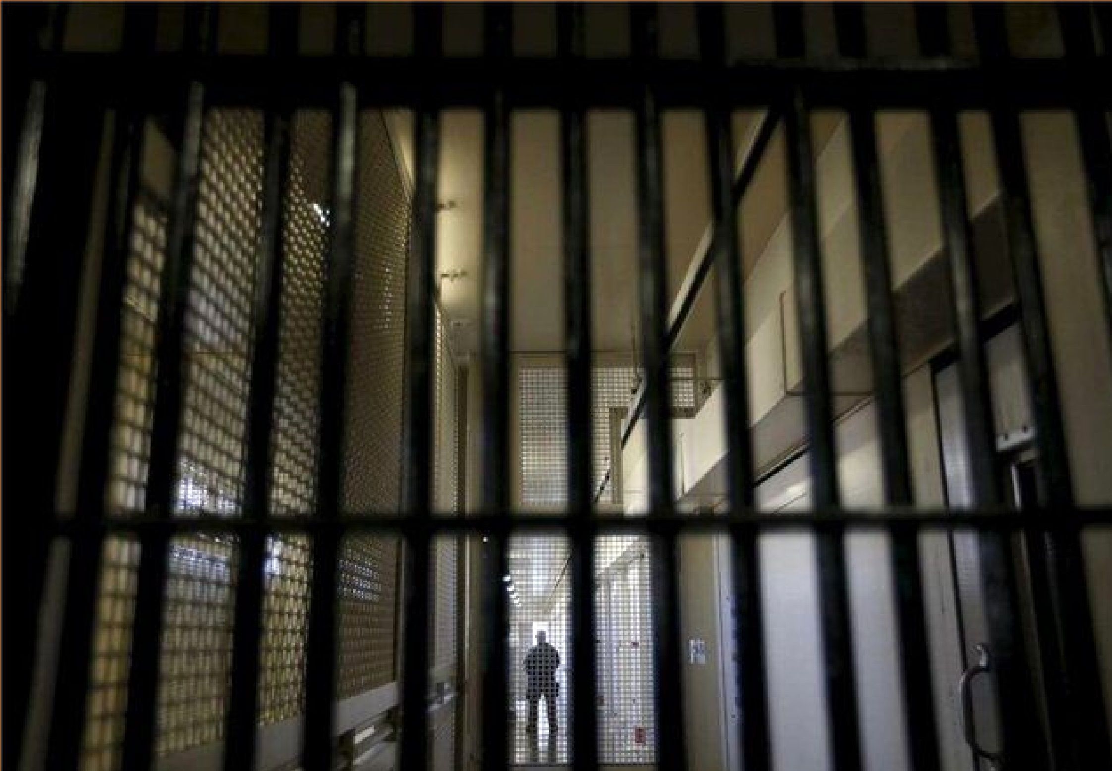 زنان زندانی در ایران به روایت عدد و رقم/ ۷۳ درصد زندانیان زن «مادر» هستند/ ۲۴ نفر دکتری دارند و به دلیل جرائم غیرعمد زندانی هستند