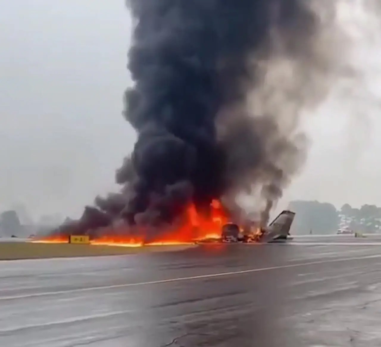 تصاویری از سقوط هواپیما در آمریکا+ فیلم