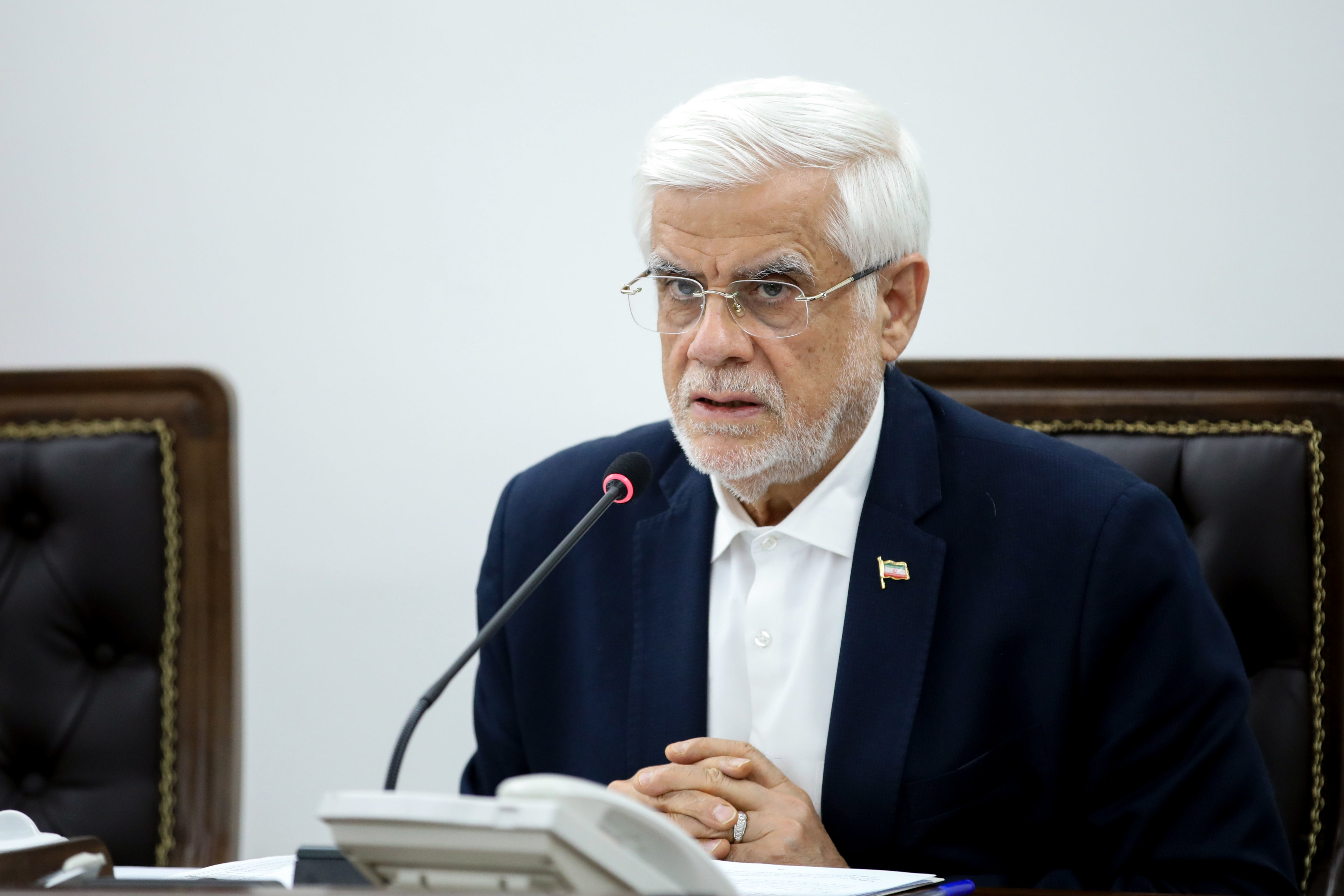 بهرام بیضایی به روایت مسئولان دولت پزشکیان/ عارف با چه صفاتی از بیضایی یاد کرد؟