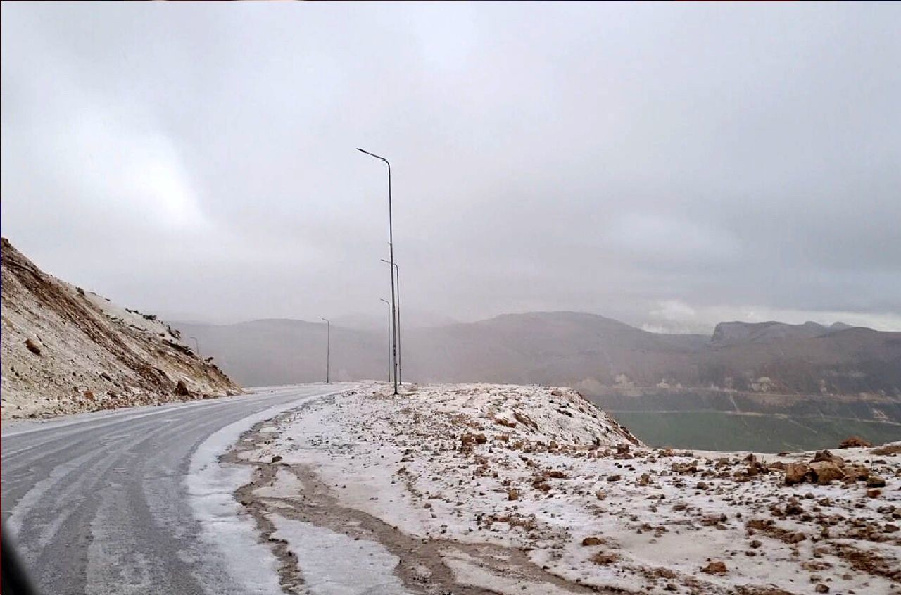 کولاک شدید و بارش برف این محورهای پرتردد را مسدود کرد + اسامی