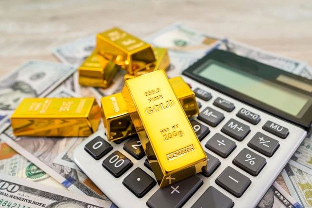 آیا الان زمان خرید طلا هست یا نه؟ راهنمای  خرید طلا در شرایط فعلی