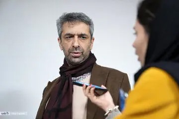 فرزین استعفا داد؟