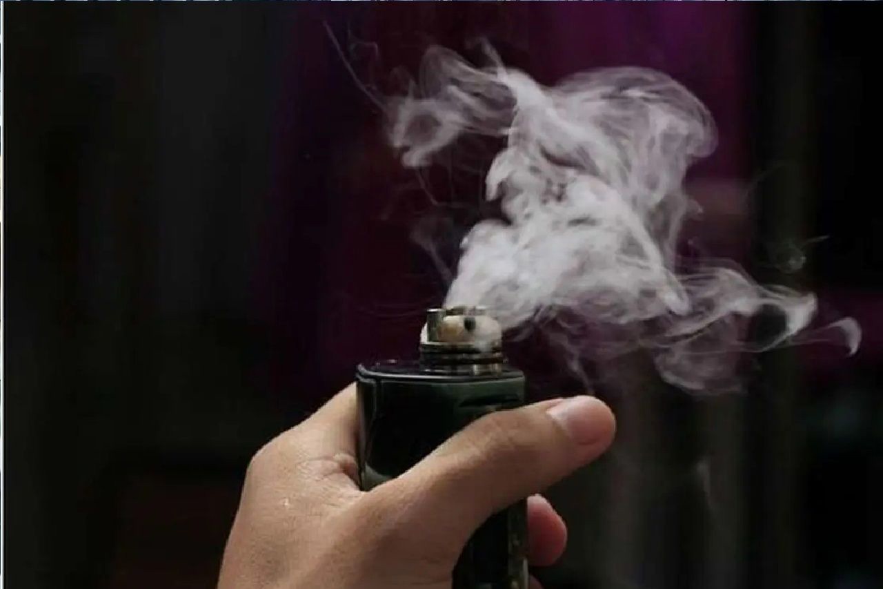 هشدار؛ اثر خطرناک دود سیگارهای الکترونیکی که نمی‌دانستید