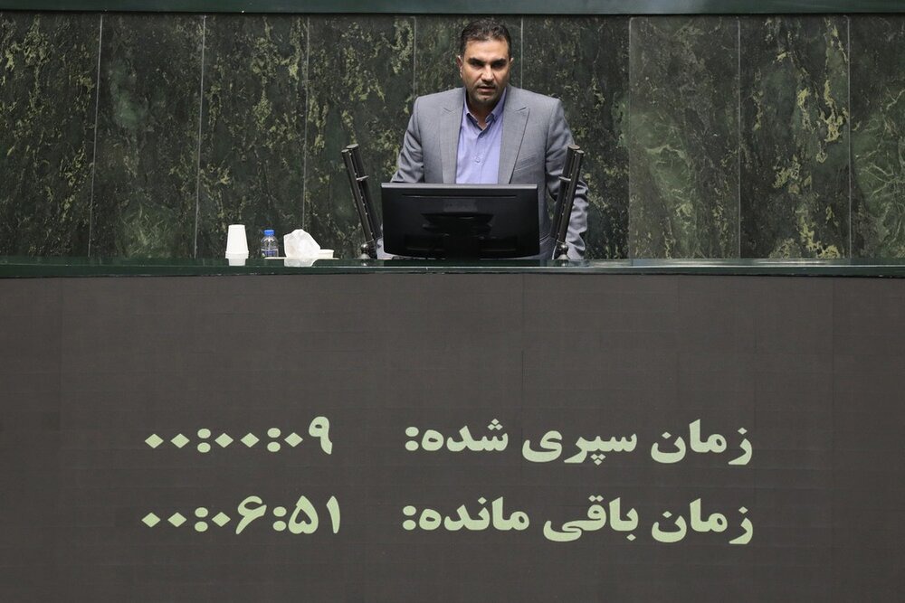 عضو کمیسیون صنایع: حقوق کارگران شرکت‌های دولتی دوبرابر شود