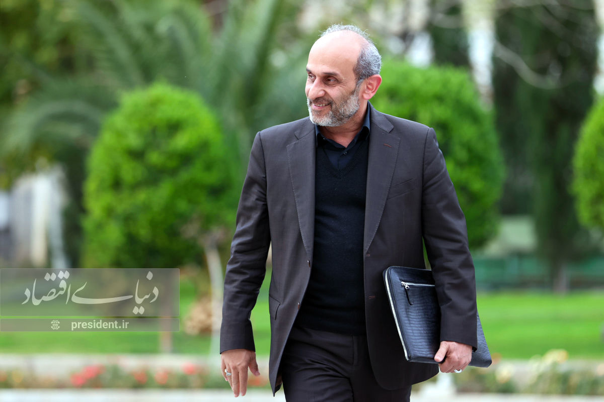 درخواست فوری جوادی یگانه از دولت در خصوص رئیس صدا و سیما