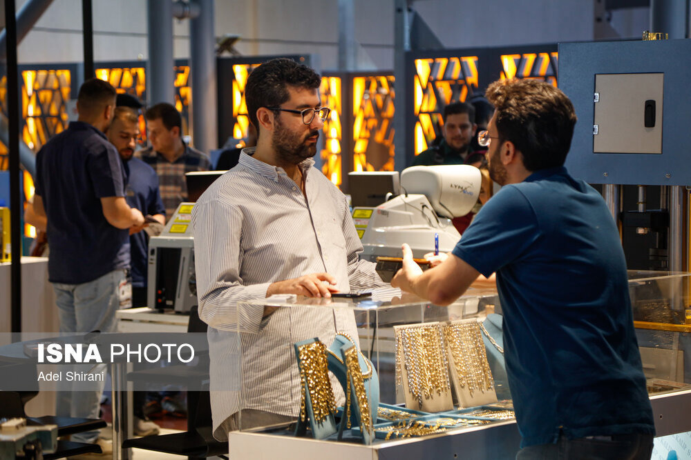 ادامه ریزش قیمت ها در بازار طلا و سکه + جدول