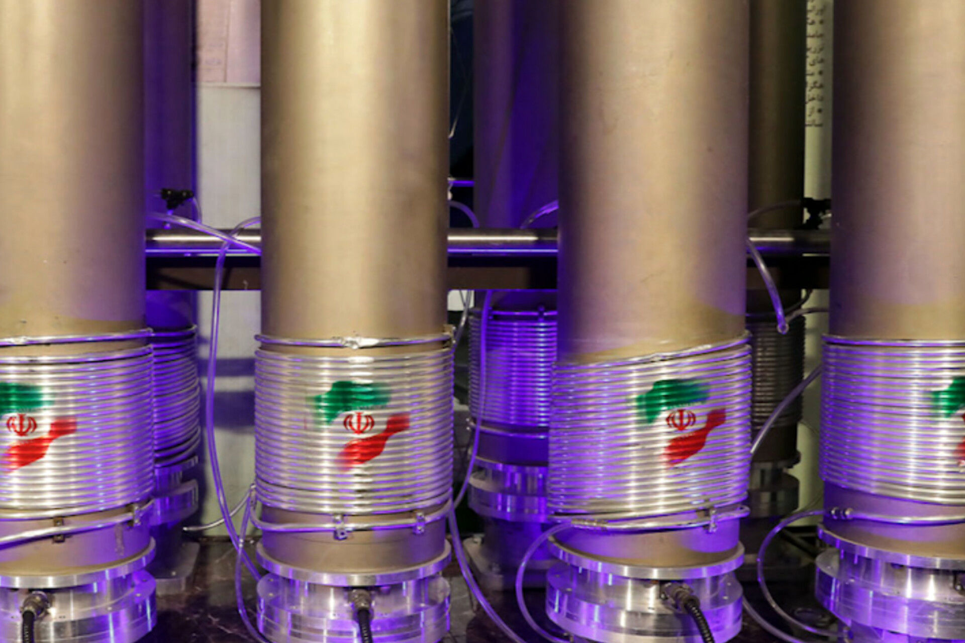 ادعای رویترز درباره اورانیوم غنی‌شده ایران/ تهران حاضر به ارسال آن به خارج از کشور است