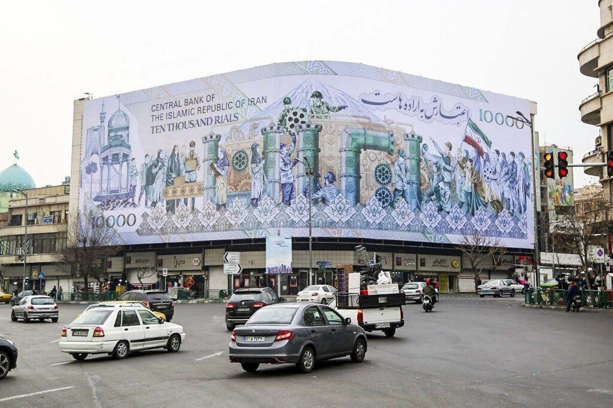 پیش‌بینی نگران‌کننده از آینده اقتصاد ایران / باید منتظر تورم ۸۰ درصدی باشیم؟