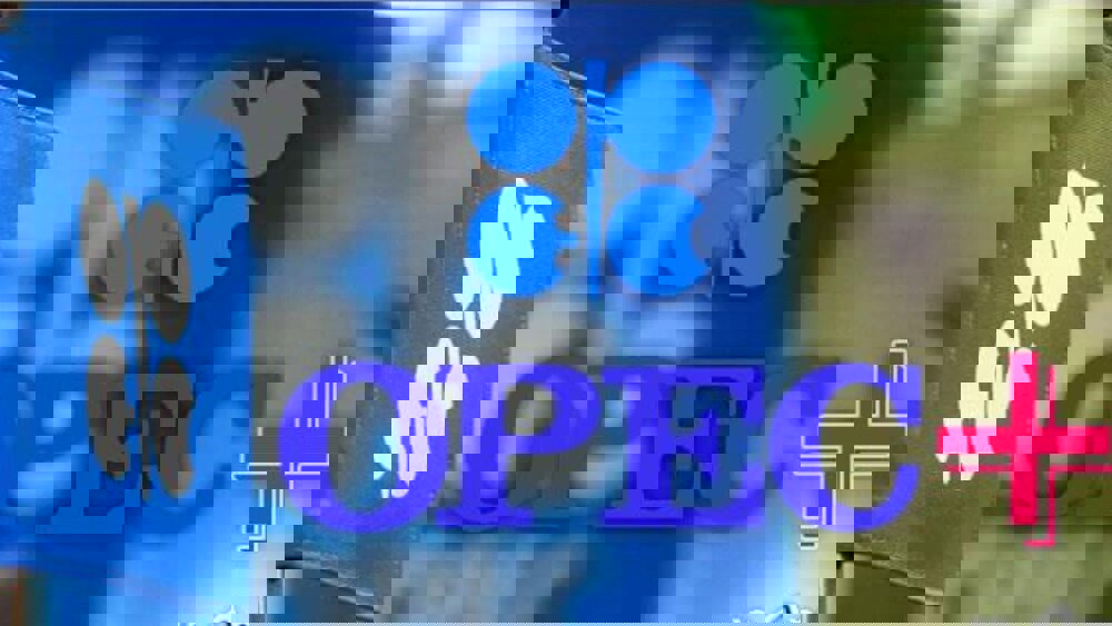 تثبیت تولید نفت ۸ عضو اوپک‌پلاس در مارس ۲۰۲۶