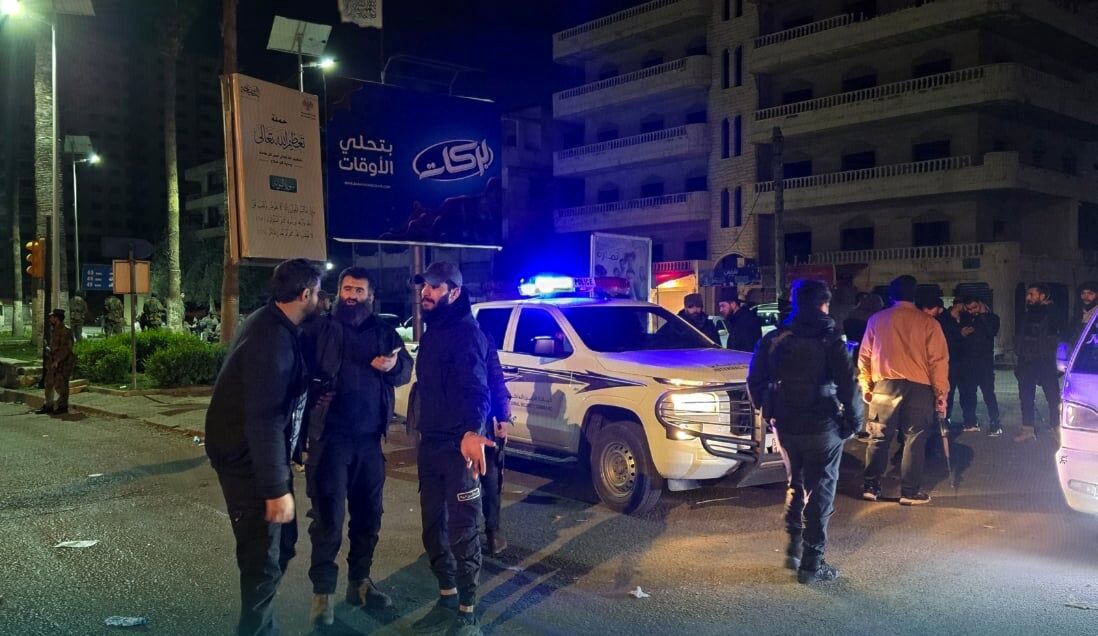 حمله افراد ناشناس در مرکز سوریه/ چند نفر زخمی شدند؟