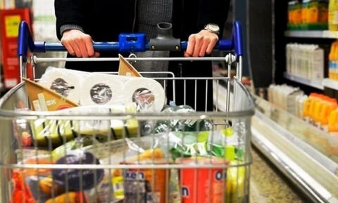 کالای اساسی تامین است/مردم نگران گرانی نباشند