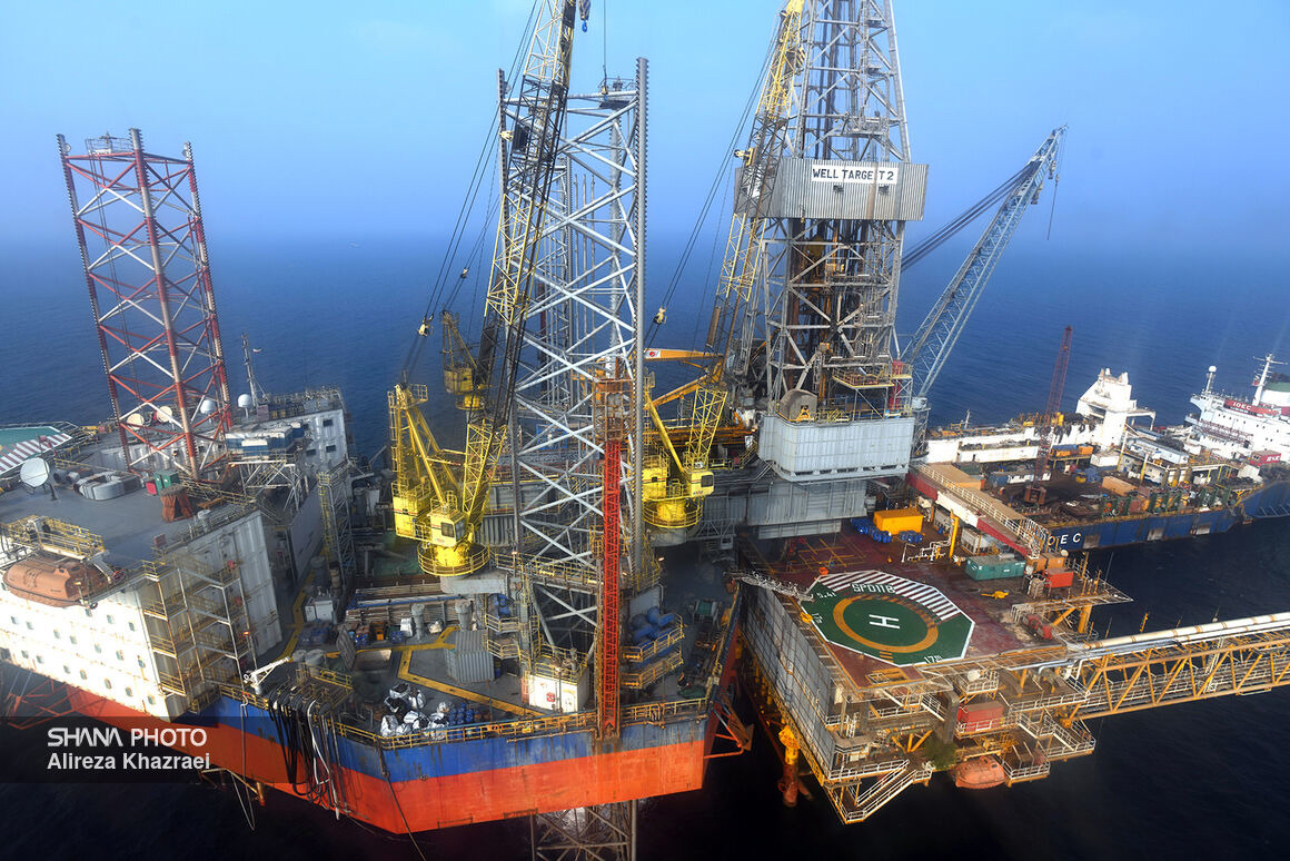 صنعت نفت در مسیر توسعه