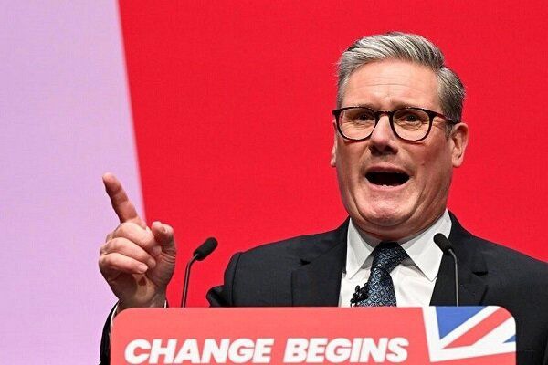 پشت پرده افزایش فشارها برای استعفای نخست‌وزیر بریتانیا/ پای جفری اِپستین در میان است؟