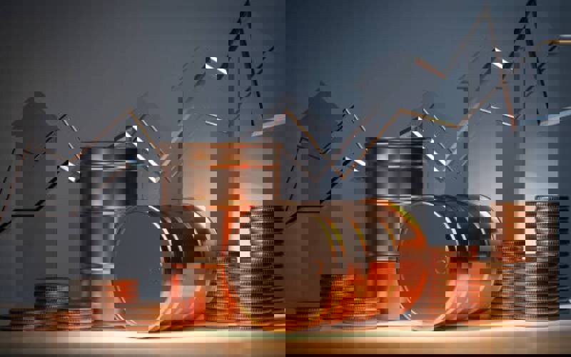 افت جزئی قیمت نفت در سایه تنش‌ها و نگرانی از اختلال عرضه