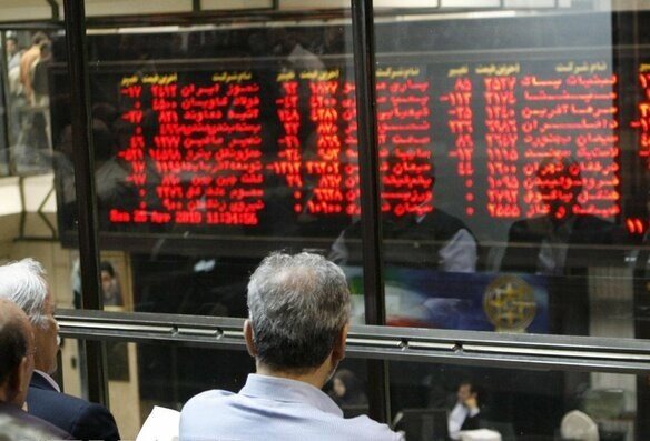 بورس از کانال ۴ میلیون عقب نشست