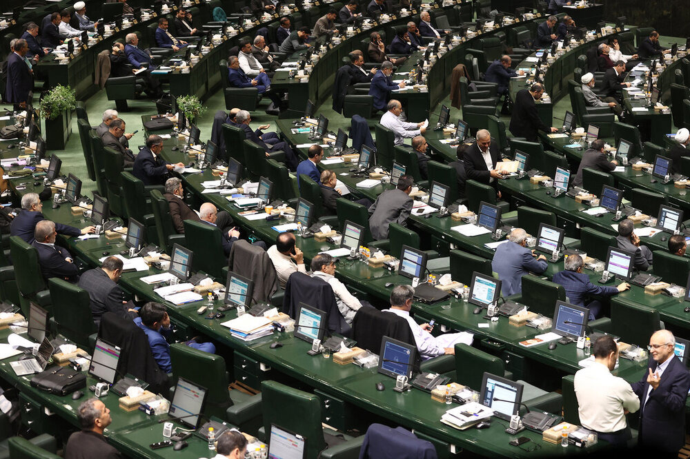 مشوق مجلس برای فرزندآوری؛ یارانه ۳ برابری برای فرزندان