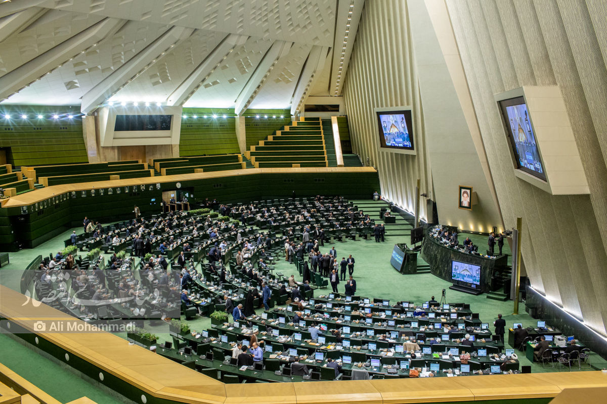 دخل و خرج دولت در سال ۱۴۰۵ تعیین شد