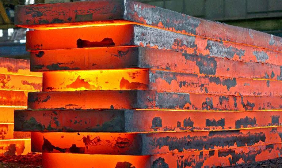 ثبت رکوردی جدید در واحد فولادسازی با ۱۴ ذوب در یک سکوئنس