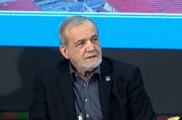 پزشکیان: وقتی مشکل هست یعنی ما ناکارآمد بوده‌ایم /مدیریت یعنی اقدام کردن نه انتظار آمدن پول