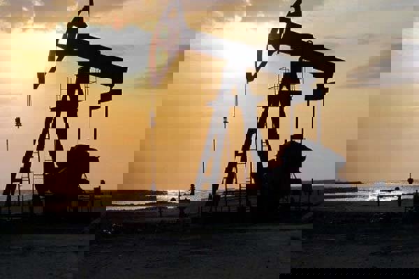 سرمایه‌گذاری در صنایع نفت و گاز نروژ کاهش می‌یابد