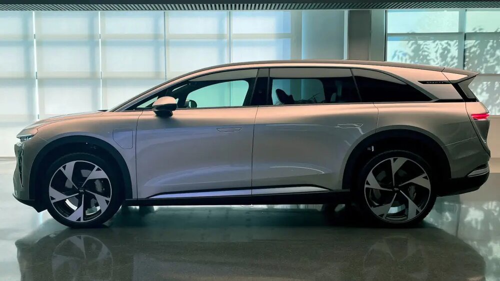 موج تغییر و تحولات خودروهای برقی به لوسید رسید