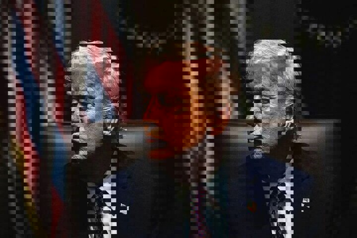 شکایت شرکت پست آمریکایی از دولت ترامپ