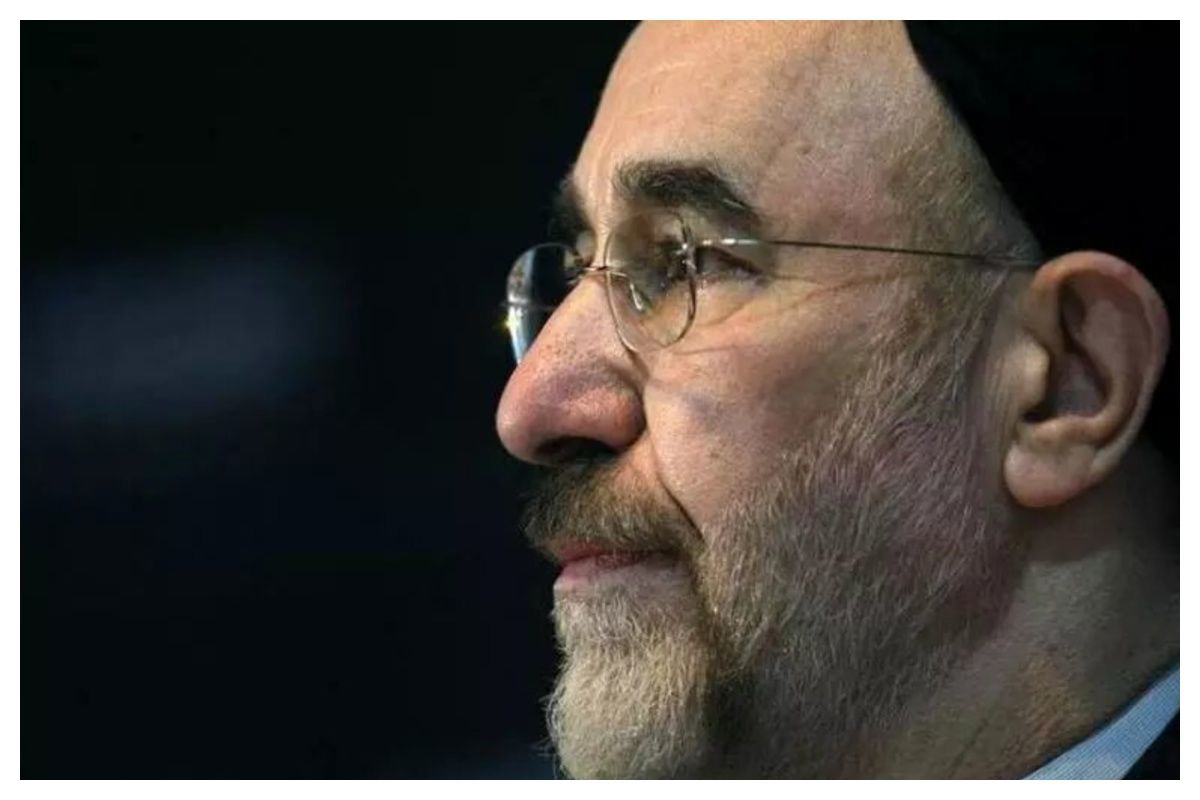 تصویری از ناطق نوری، خاتمی و کروبی در مراسم ختم امام جمارانی