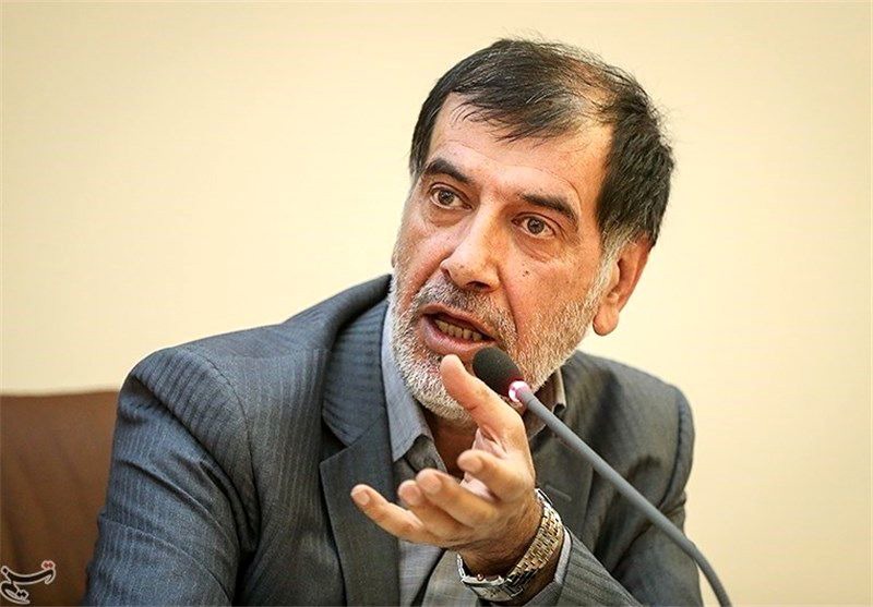 باهنر: دوران «بزن دررو» تمام شد/ مذاکرات ایران و آمریکا با رویکرد «گام‌به‌گام و متوازن» پیش می‌رود/پرهیز از دوقطبی‌سازی ضرورت است