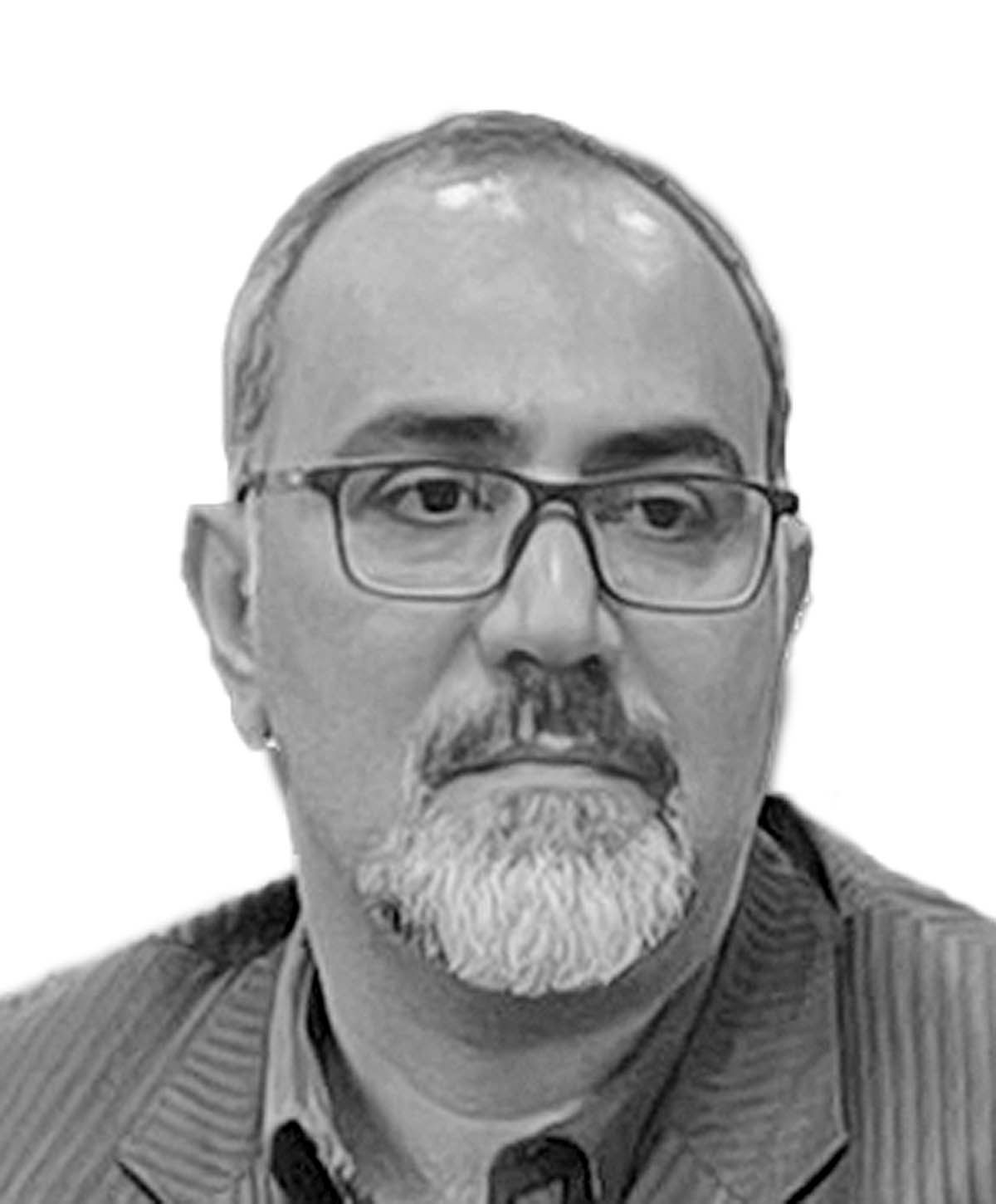 وارونگی هرم مازلو