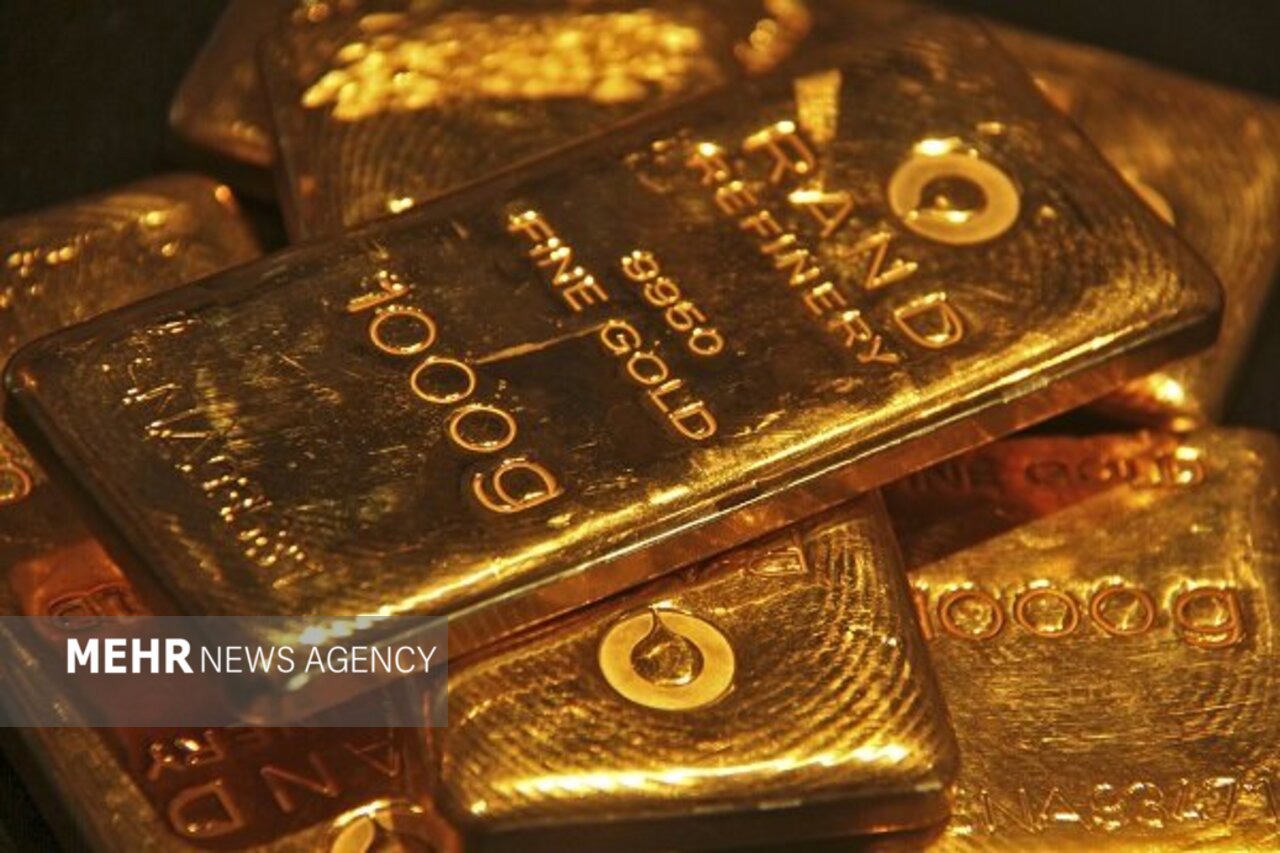 سقوط ۳ درصدی طلا پس از انتشار آمار قوی اشتغال آمریکا