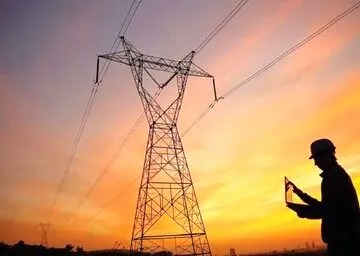 باز هم هزینه ناترازی برق را باید مصرف کنندگان خانگی بدهند؟/ اگر قرار است مردم این موضوع را مدیریت کنند، وزارت نیرو چه کاره است؟