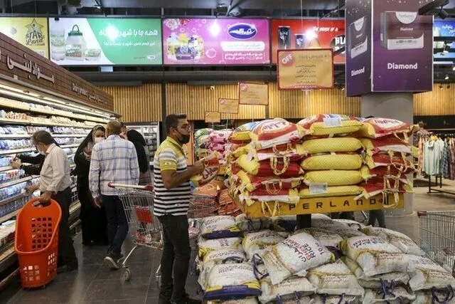 باید کالابرگ ۴ دهک از خانوارهای کشور حذف شود