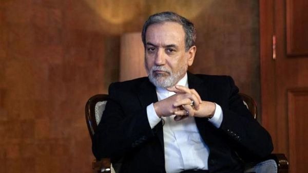 از درخواست «اعدام» عراقچی تا «سازشگر» خواندن مذاکره کنندگان / چه کسانی مقابل وزیر خارجه صف کشیده‌اند؟