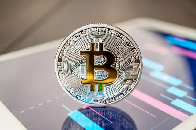 بیت کوین در مسیر ششمین رکورد قیمتی در جام جهانی ۲۰۲۶ است؟